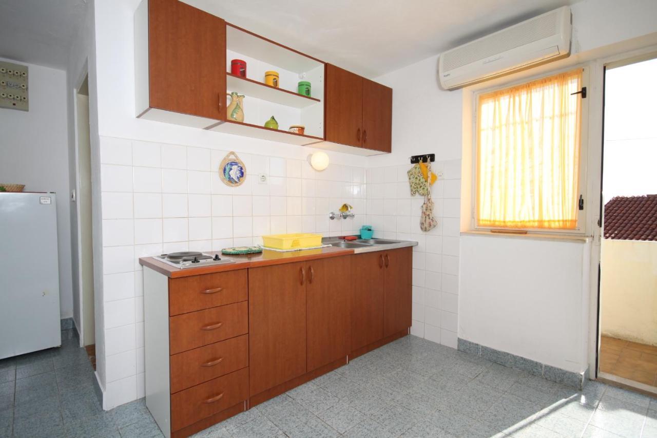 Apartments By The Sea Marusici, Omis - 8632 미미체 외부 사진